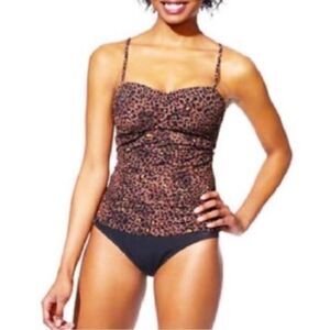 SPANX Animal Leopard Print Slimming Swim Top - M ($105)